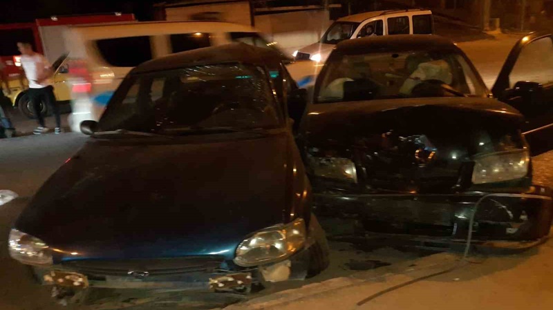 Karabük'teki trafik kazasında sürücülerinden